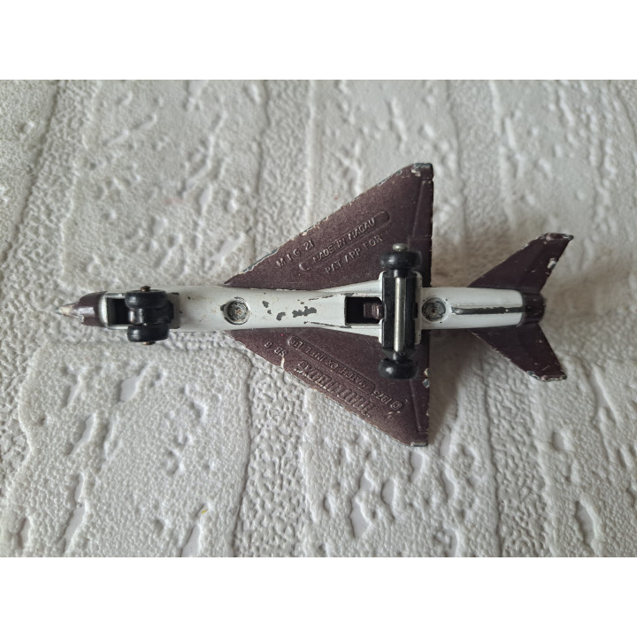 MIG 21 straaljager Matchbox Sky Busters SB6 10.5x5.5x3.5cm - vliegtuig