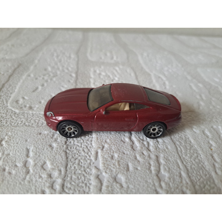 Jaguar XK Coupe 2006 1:64 Matchbox MB692 (1)