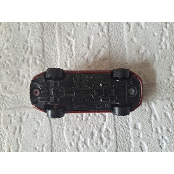 Jaguar XK Coupe Model Car 2006 1:64 Matchbox (2)