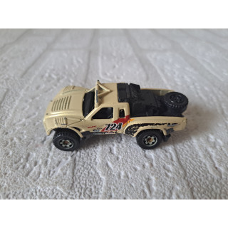 Toyota Baja Bullet 1:64 Matchbox MB797 creme