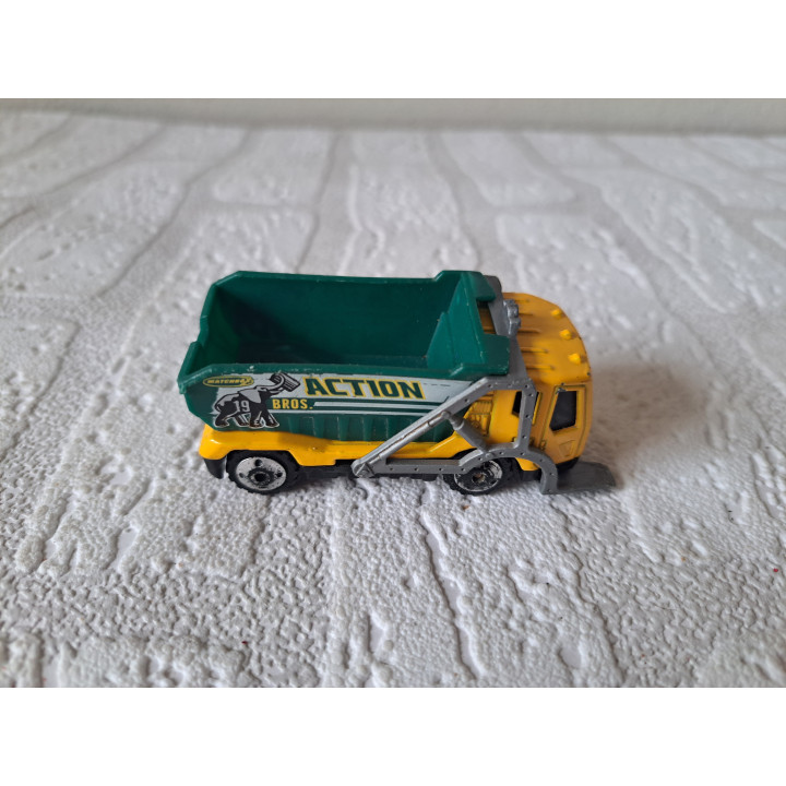 Vuilniswagen Trash Truck Matchbox MB542 7x3x3cm - modelauto