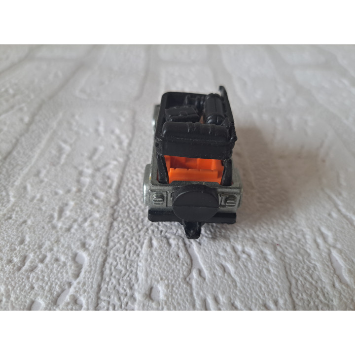 Jeep Wrangler 1998 1:56 Matchbox zilverkleurig  - modelauto