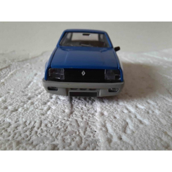 Renault 14 1:43 Norev blauw
