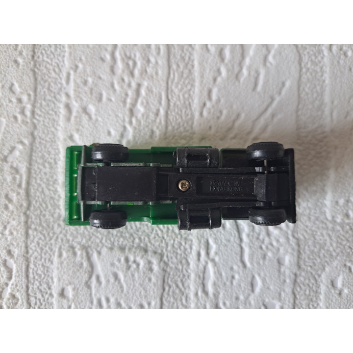 Kenworth K100 vuilniswagen 7 UP Golden Wheels 7x2.5x3cm - modelauto