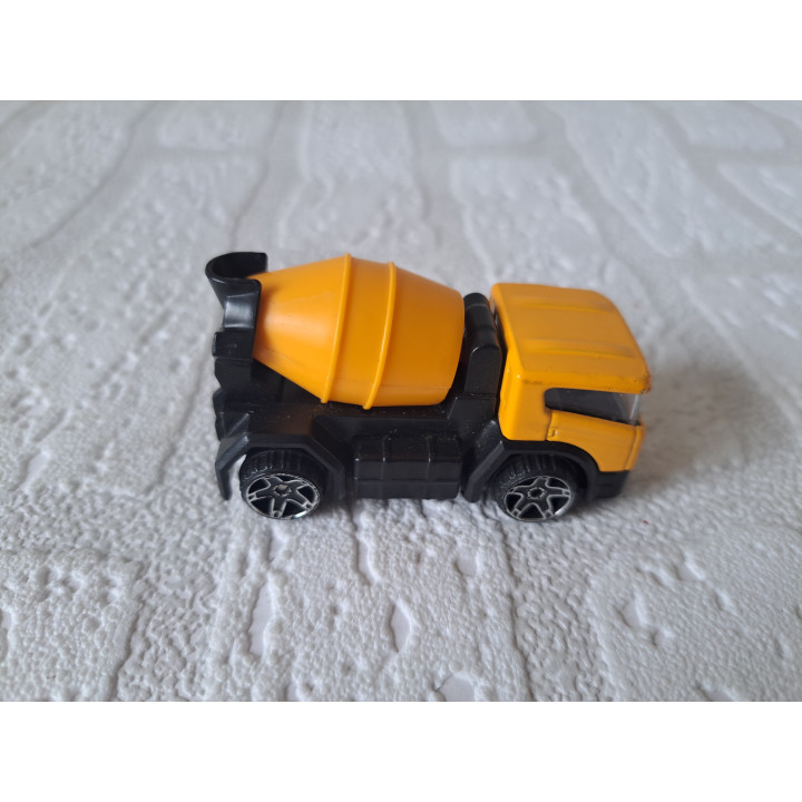 Cementwagen Teamsterz HTI TM-13A 6.5x3x3.5cm - modelauto Cementwagen Teamsterz HTI TM-13A 6.5x3x3.5cm - modelauto