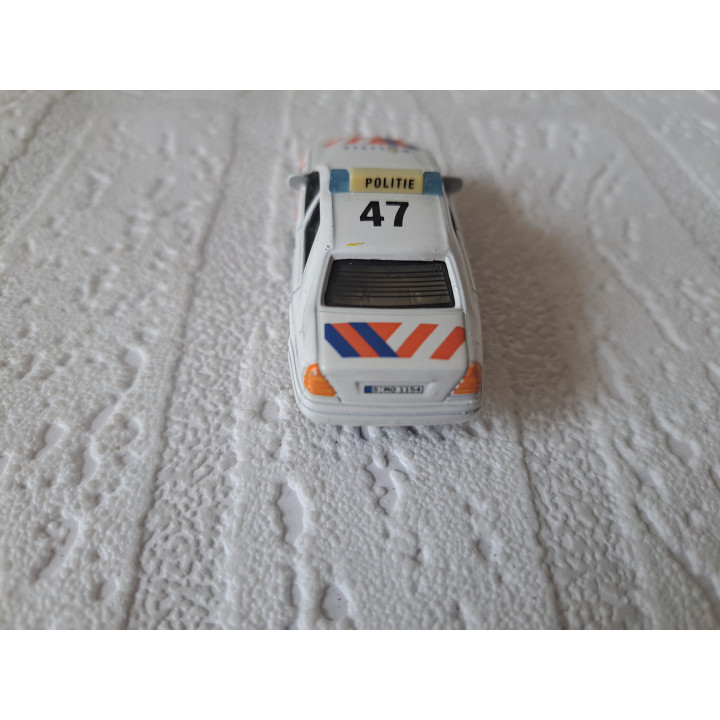 Mercedes C class Nederlandse Ambulance 1:63 Hongwell - modelauto