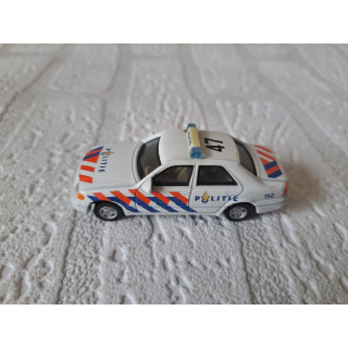 Mercedes C class Nederlandse Ambulance 1:63 Hongwell