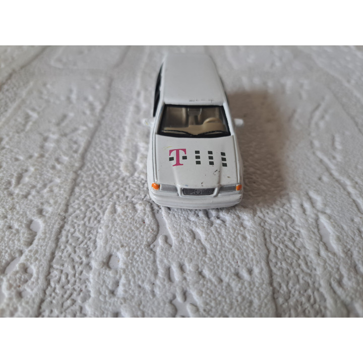 Volvo 850 kombi T-Online Duitse telecom 1:68 Hongwell - modelauto