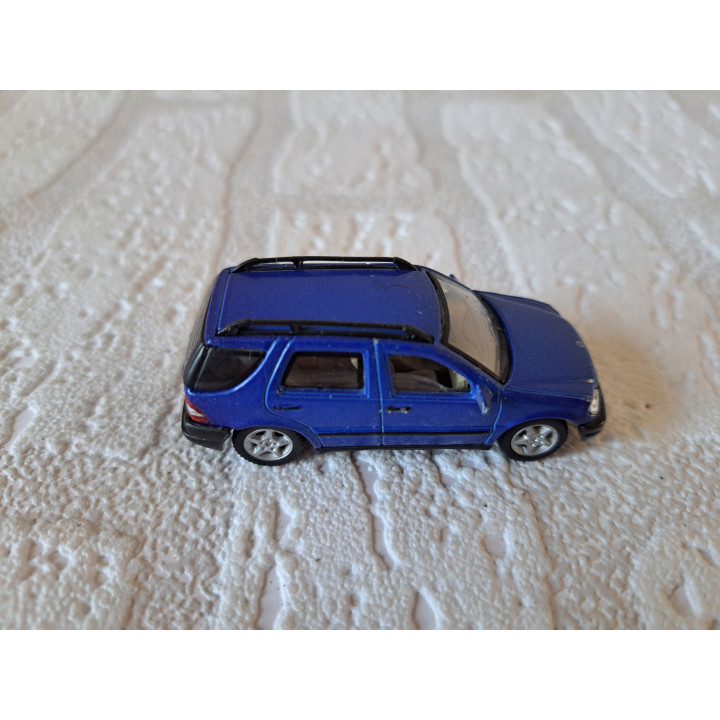 Mercedes ML 320 W163 1:73 Hongwell blauw (2) - modelauto