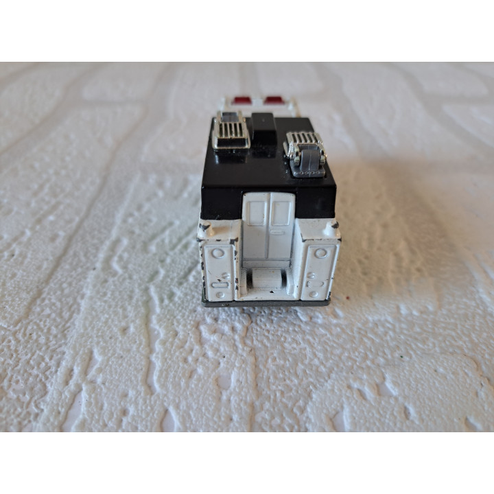 Mack hulpkracht Auxiliary Power Truck 1:84 Matchbox MB229 - modelauto