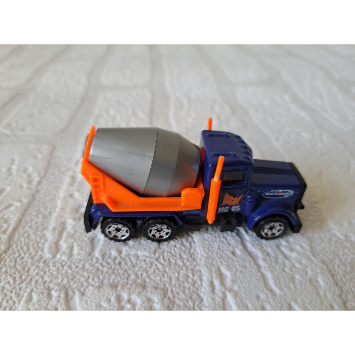 Peterbilt 359 cementwagen 1:80 Matchbox MB019 - modelauto