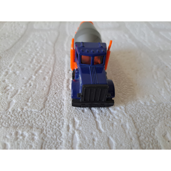 Peterbilt 359 cementwagen 1:80 Matchbox MB019 - modelauto