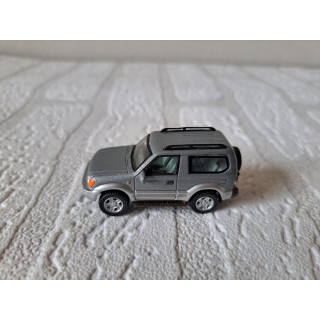 Toyota Land Cruiser J100 1:90 Schuco