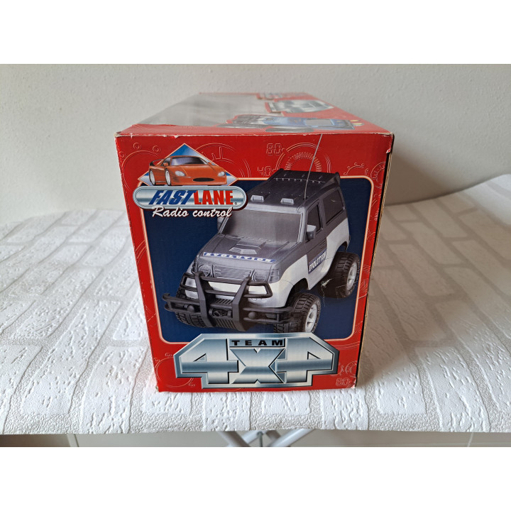 Mitsubishi Pajero Evolution 4x4 1:19 Radiografisch Fastlane - modelauto