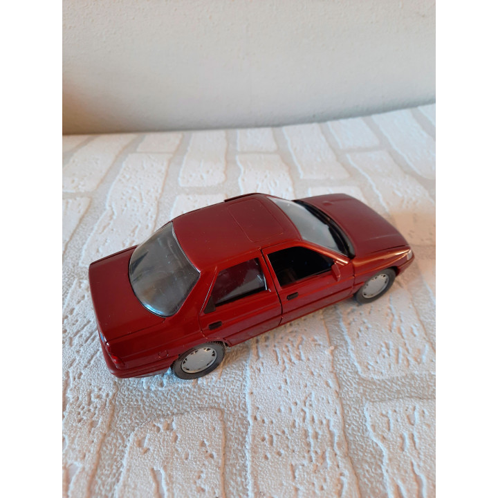 Ford Orion MK3 1991 1:24 Schabak roodbruin