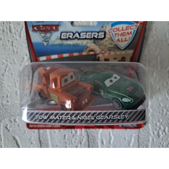 Tow Mater en Nigel Gearsley van gum Cars Disney 12x11.5x5cm - Pixar film