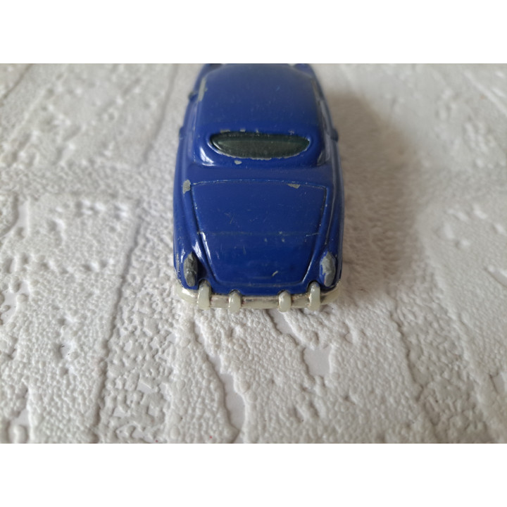 Doc Hudson met bewegende ogen Cars Disney Pixar 9x3.5x2.5cm - Pixar film
