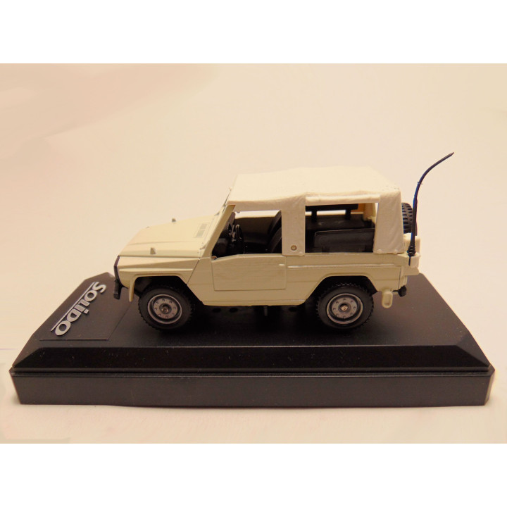 Peugeot P4 Solido 1:43 creme