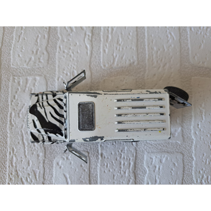 Land Rover Defender Safari 1:31 Globe traffic - modelauto