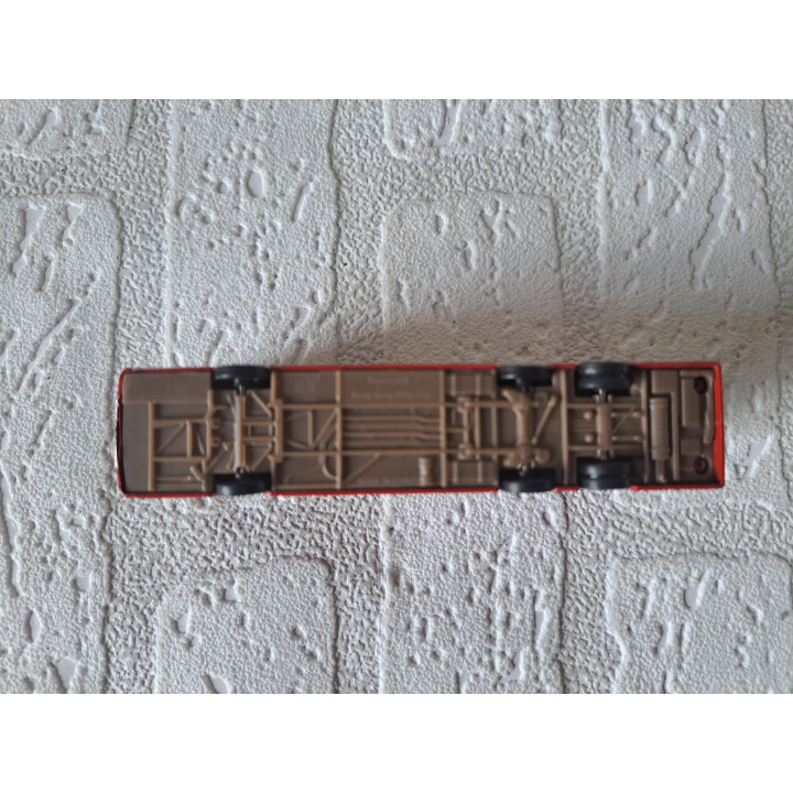 Volvo B9TL Dubbeldeks bus Japan Hongkong KMB 10.5x2x3.5cm - modelauto