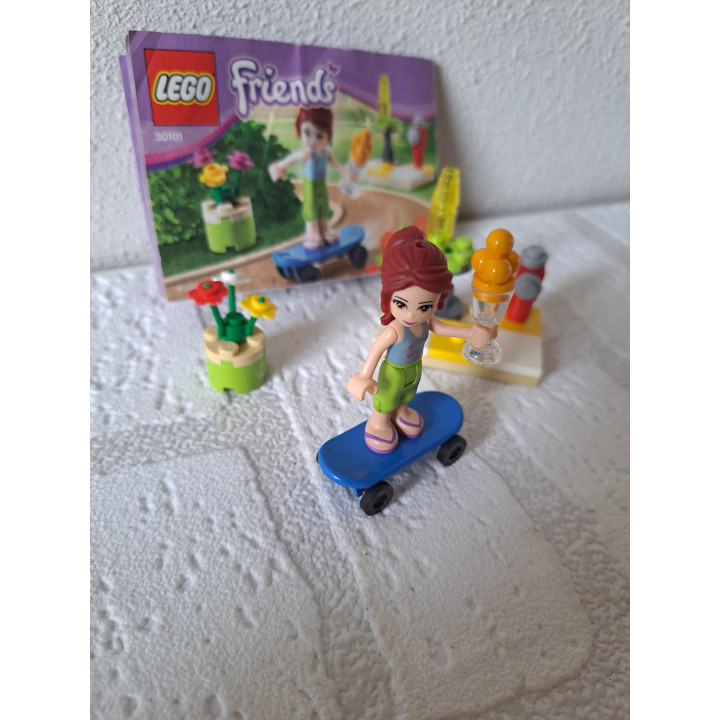 Mia's Skateboard 2012 Lego Friends 30101 GEEN DOOS - lego en Duplo