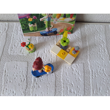 Mia's Skateboard 2012 Lego Friends 30101 - lego en Duplo