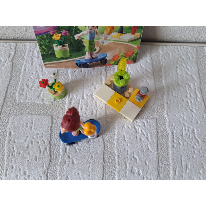 Mia's Skateboard 2012 Lego Friends 30101 GEEN DOOS - lego en Duplo