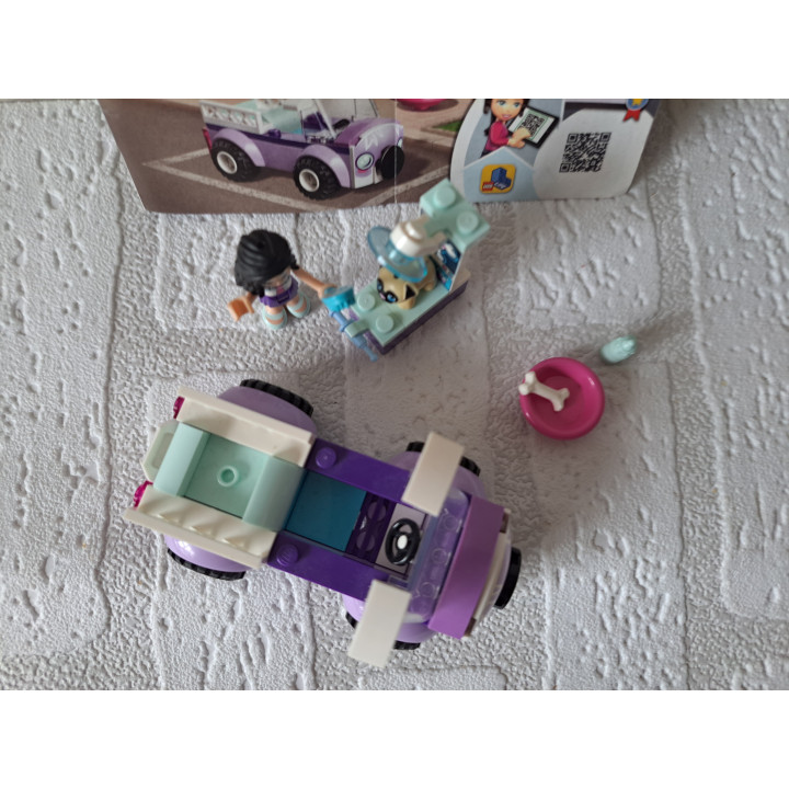 Emma's Mobiele Dierenkliniek 2019 Lego Friends 41360 - lego en Duplo