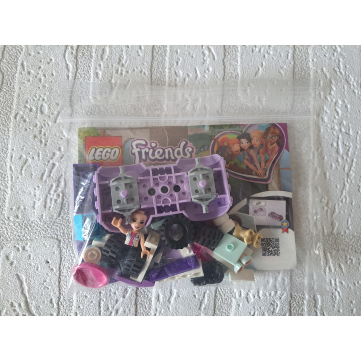 Emma's Mobiele Dierenkliniek 2019 Lego Friends 41360 - lego en Duplo
