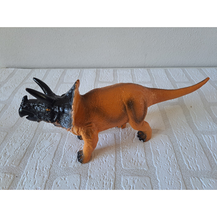 Rubber Dinosaurus Triceratops 32.5x7x12.5cm Dino Speelgoed