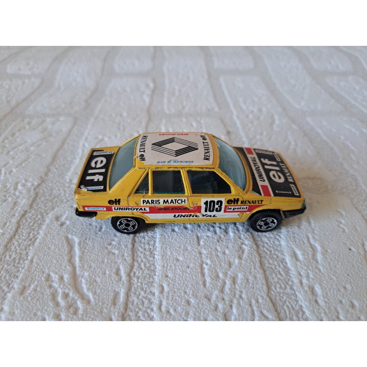 Renault 9 UNIROYAL 1:43 Bburago - modelauto