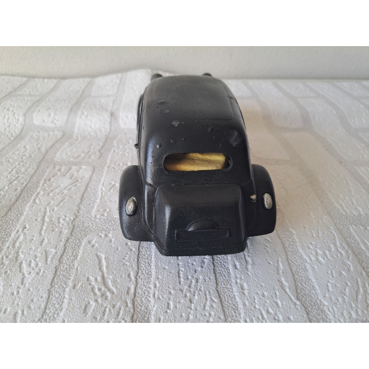 Citroen Traction 11 BL van kunsthars Classic cars 27X10X9cm - modelautos Citroen Traction 11 BL van kunsthars Classic cars 27X10X9cm - modelautos