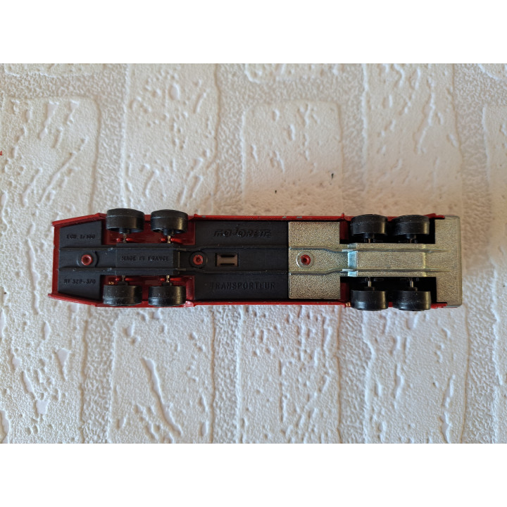 Vrachtwagen oplegger met speedboot 1:100 Majorette 329-370 - modelauto