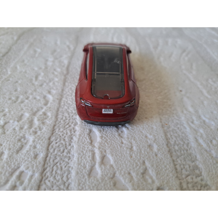Tesla Model Y 1:63 Matchbox MB1280 (2) - modelauto
