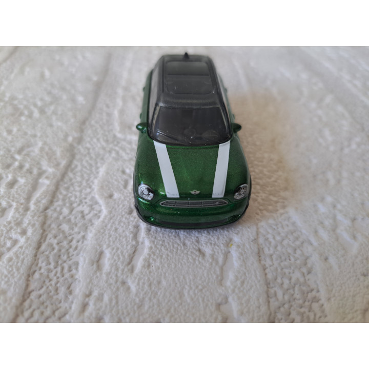 Mini Cooper Countryman 1:63 Matchbox MB713 - modelauto