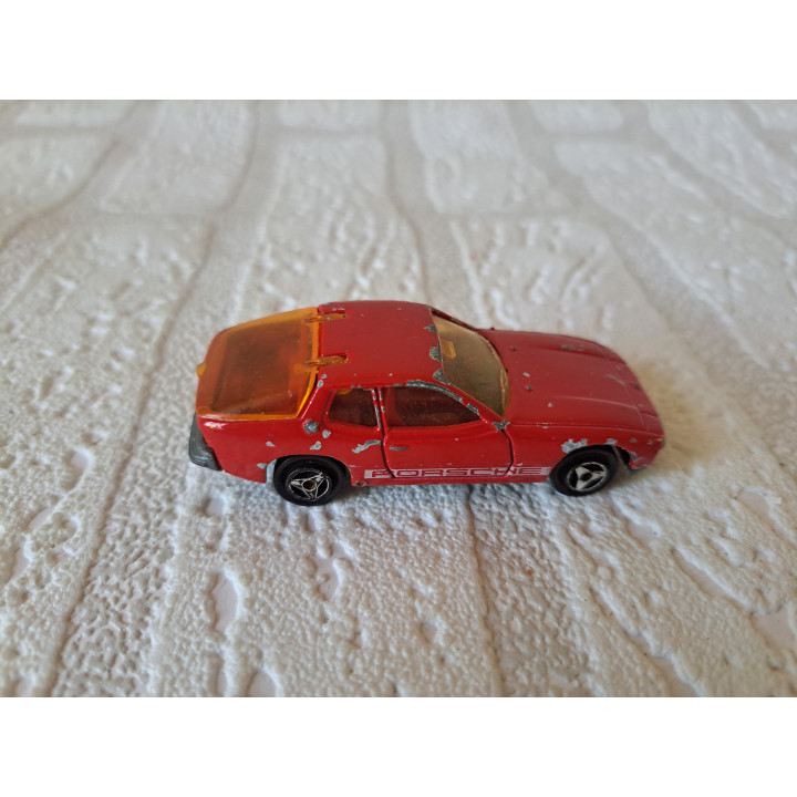 Porsche 924 1:60 Majorette 247 - modelauto