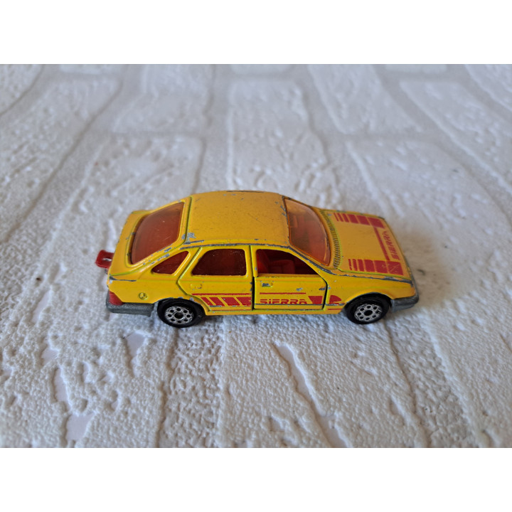 Ford Sierra 1:58 Majorette 272 Classic Model Eighties