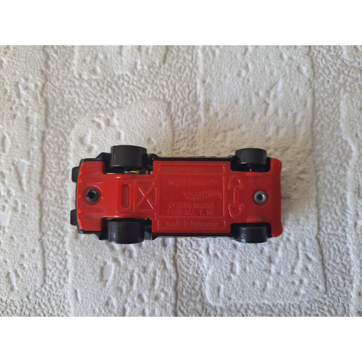 Night Shifter 1:64 Hot Wheels 2020-012 - modelauto