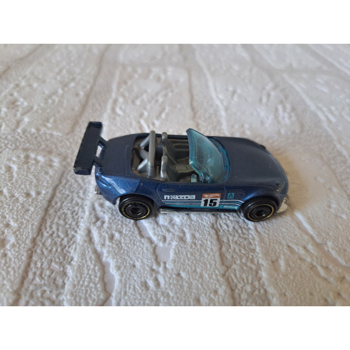 Mazda MX 5 Miata 2015 Hot wheels 5 pack 2019 - Verzamelmodelauto