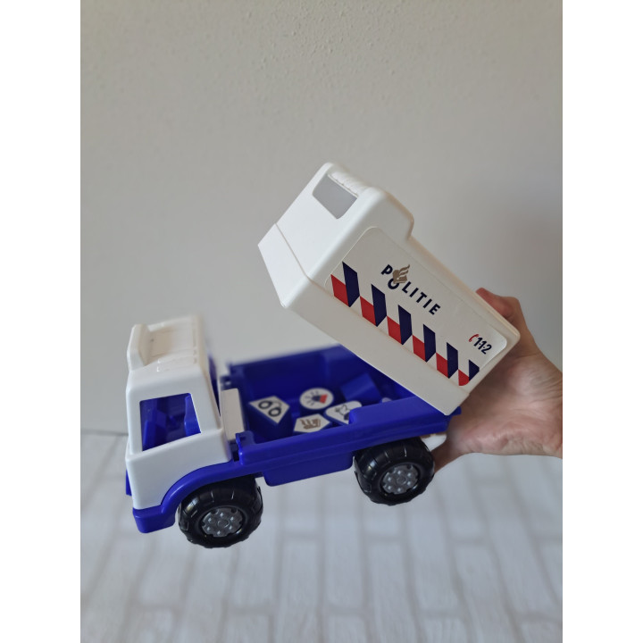 Politievrachtwagen van kunststof 6 vormblokken 25x14x17.5cm