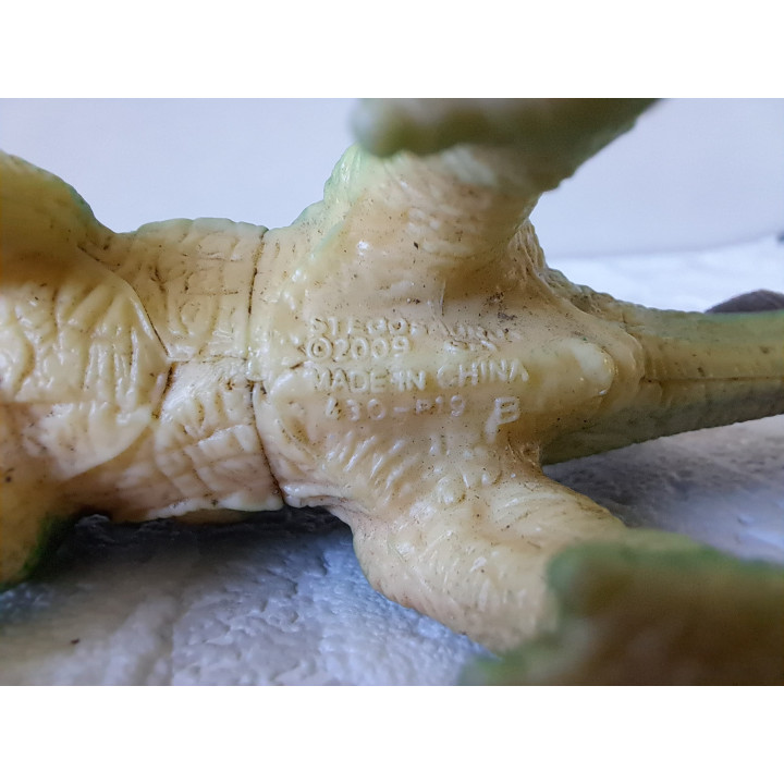 Stegosaurus dinosaurus van hard rubber 430-P19 15x3.5x7.5cm - dinosaurus Stegosaurus dinosaurus van hard rubber 430-P19 15x3.5x7.5cm - dinosaurus