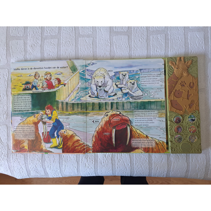 Leesboek In de dierentuin met licht en geluid 9783867756228 - leesboeken