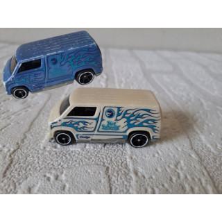 Dodge Van 1977 1:64 Color Shifters Hot Wheels 2009