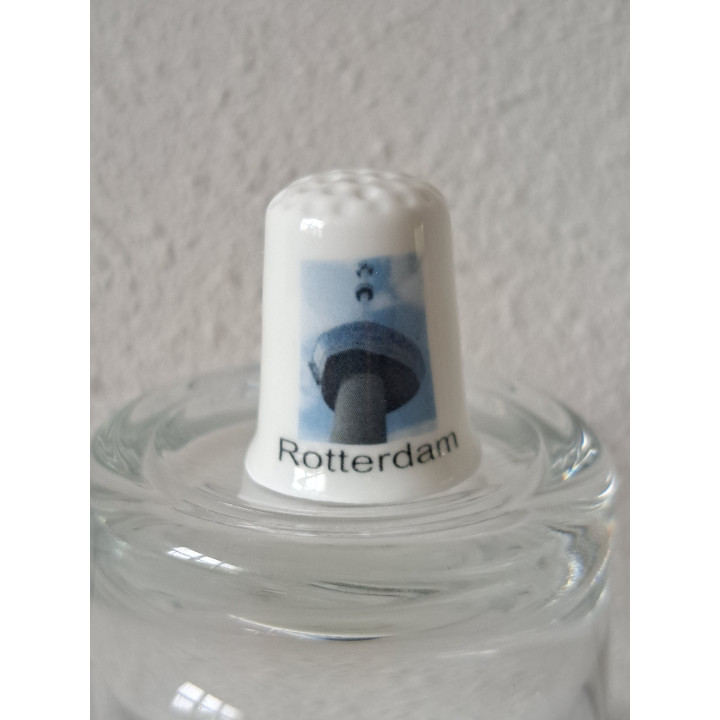 Euromast in Rotterdam vingerhoedje