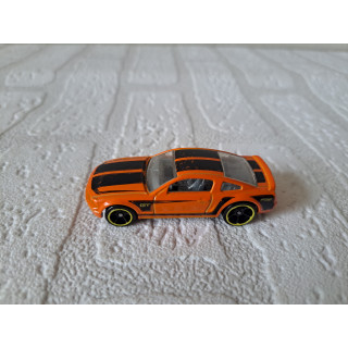 Ford Mustang GT 2005 Hot wheels 2014-092