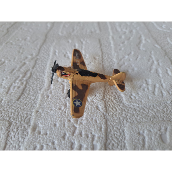 Curtiss P-40 Warhawk vliegtuig ww2 van metaal 4.5x6x1.5cm (1) - oorlogsvliegtuigen