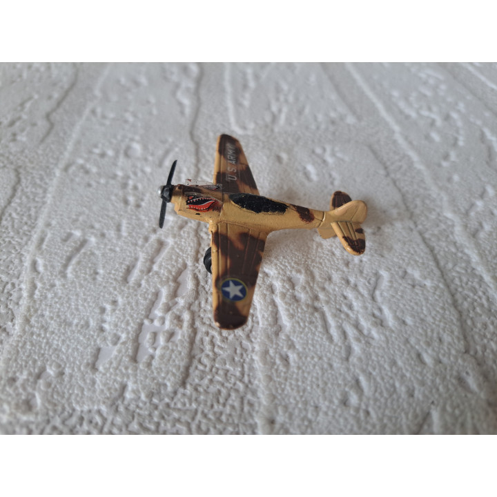 Curtiss P-40 Warhawk vliegtuig ww2 van metaal 4.5x6x1.5cm (2) - oorlogsvliegtuigen