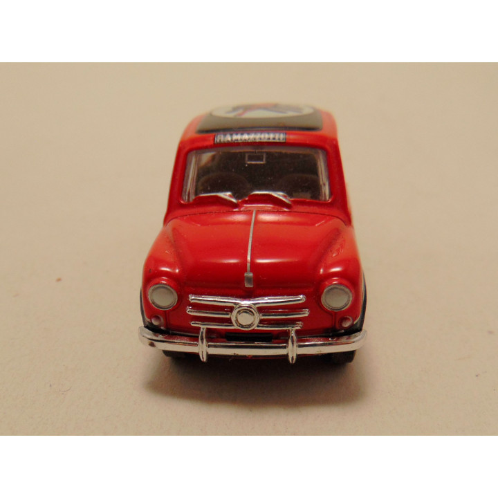Fiat 600 Amaro Ramazzotti reclame 1:43 rood - modelauto