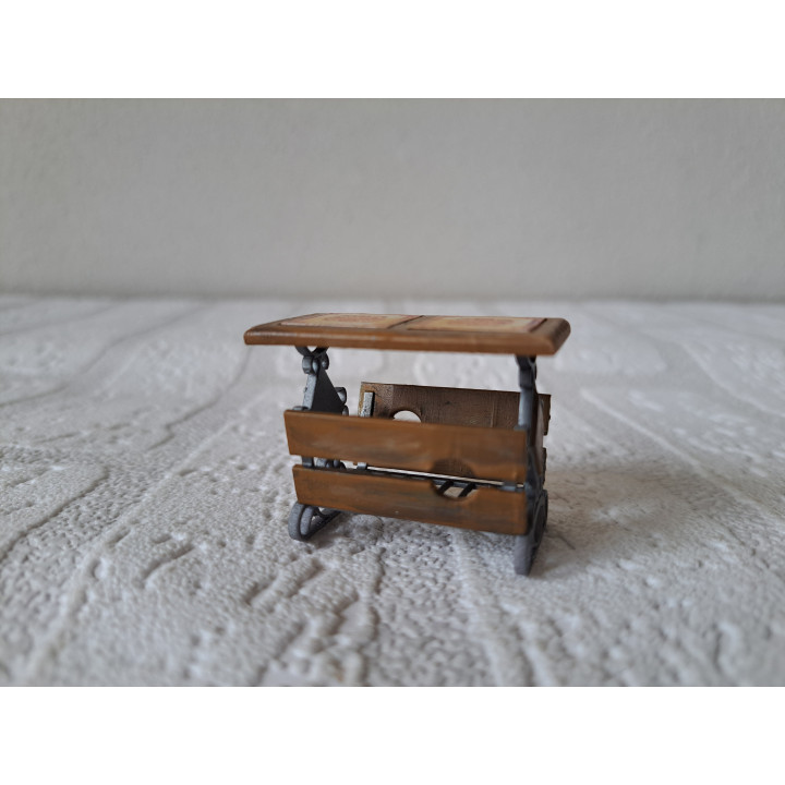 Kunsthars krantenbak tafel 1:12 poppenhuis 4x2.5x3cm - 3D-harsprint