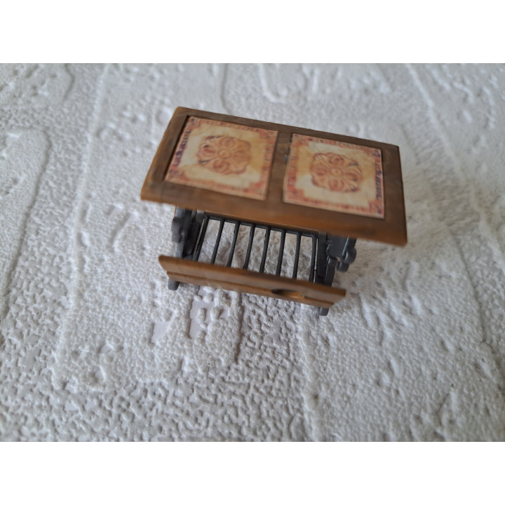 Kunsthars krantenbak tafel 1:12 poppenhuis 4x2.5x3cm - 3D-harsprint